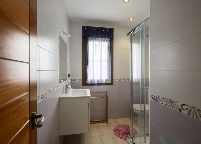 Senda - Jardin, Terraza Y Playa Cerca Llanes